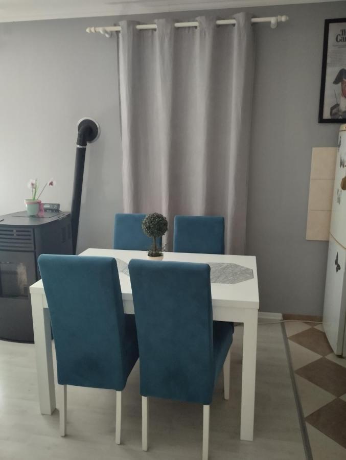 Apartman All Seasons Hotonj Exterior photo